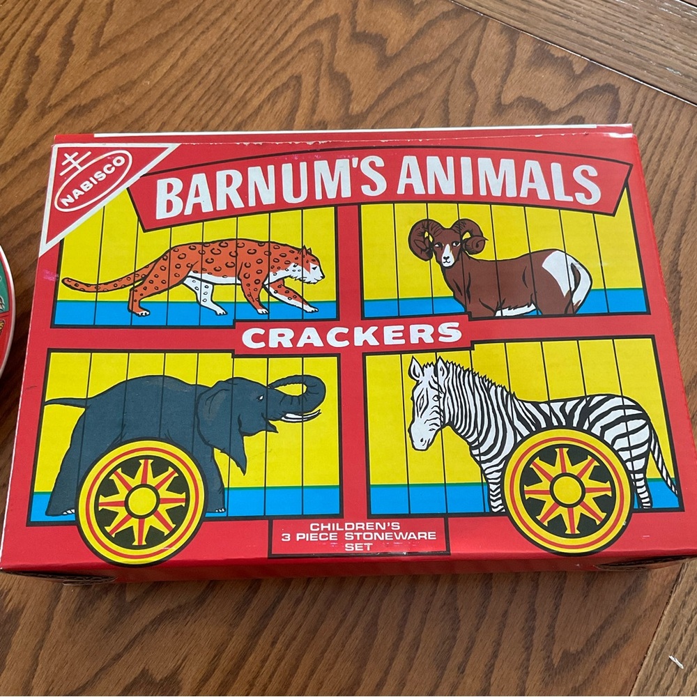 Nabisco Barnum’s Animals Children’s 3 Piece Stoneware Set - Picture 4 of 10